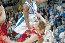 MILAN SPORTS-篮球运动员专项技能动作捕捉技术研发，篮球运动员抓球